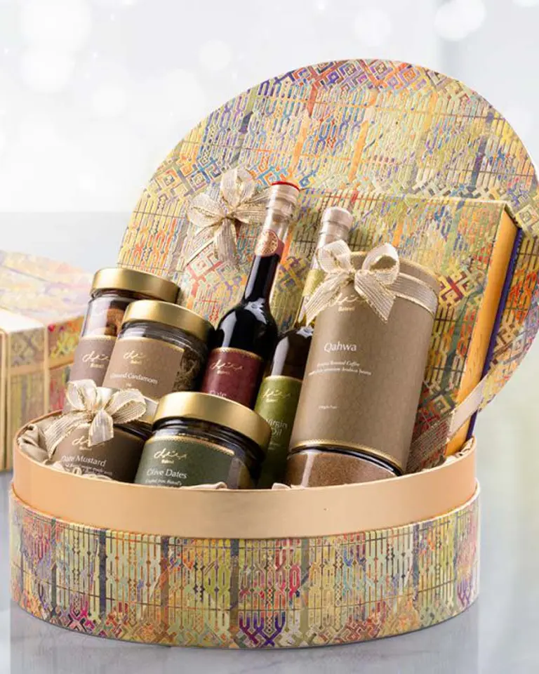 nura hamper 850x850 2 nura hamper 850x850 2