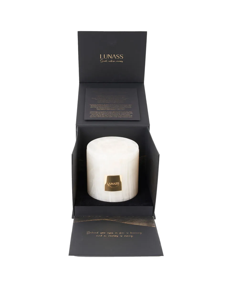 MOONLIGHT box 1 MOONLIGHT box 1