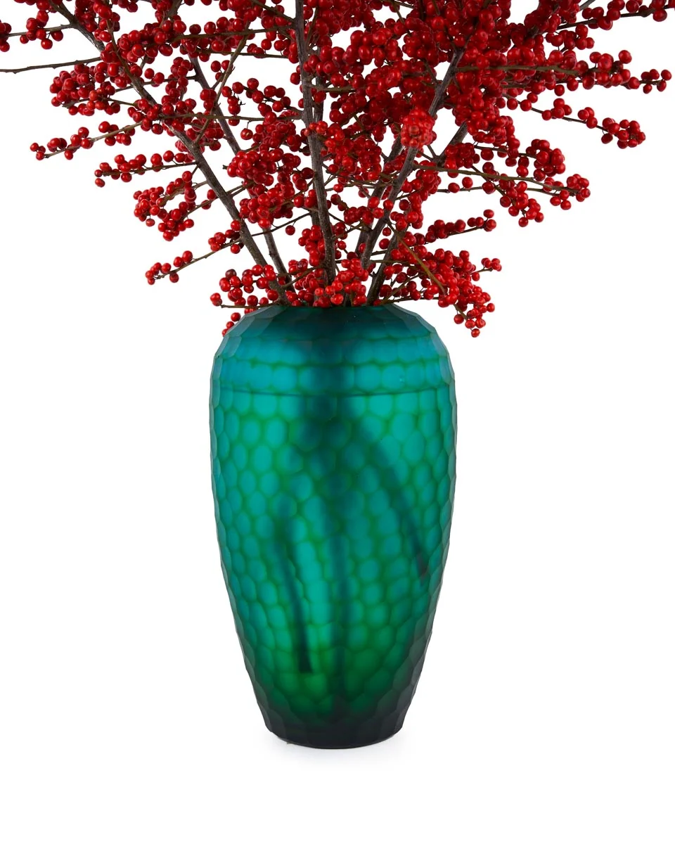 ilex BerryNEW PRODUCT4 NEW VASE ARRANGEMENT VASE ilex BerryNEW PRODUCT4 NEW VASE ARRANGEMENT VASE