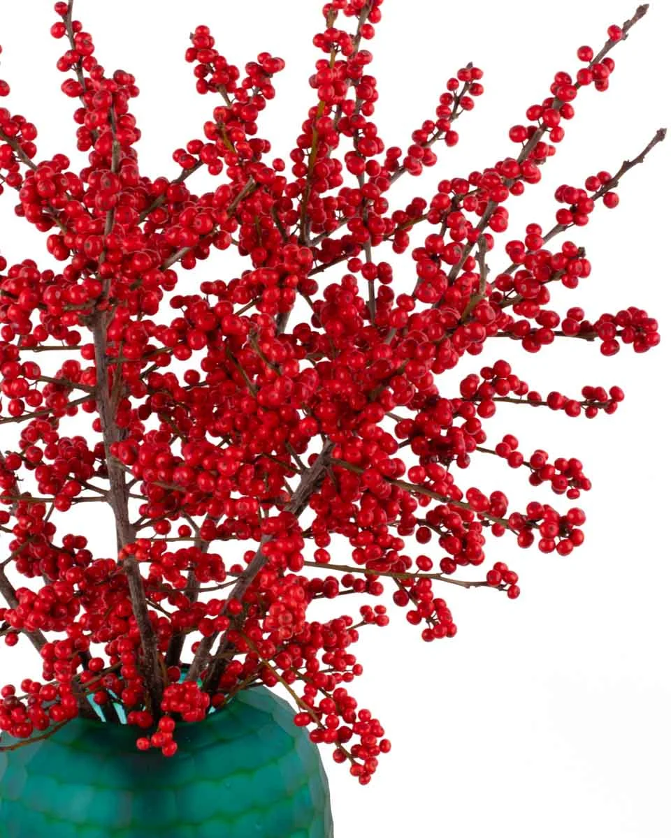 ilex BerryNEW PRODUCT4 VASE RIGHT DETAILS ilex BerryNEW PRODUCT4 VASE RIGHT DETAILS