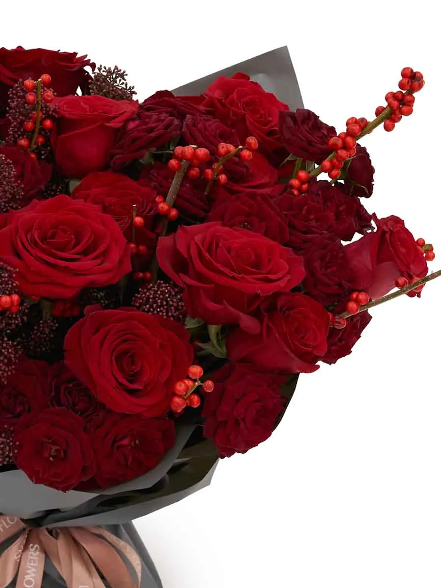 Scarlet 2025 SUPERB detail 1 Scarlet 2025 SUPERB detail 1