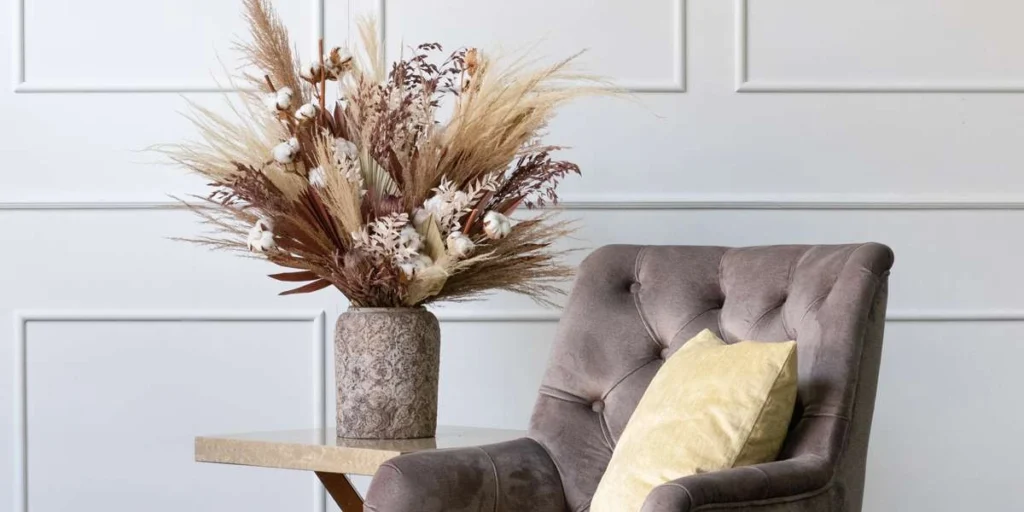 many reasons to love dried flowers