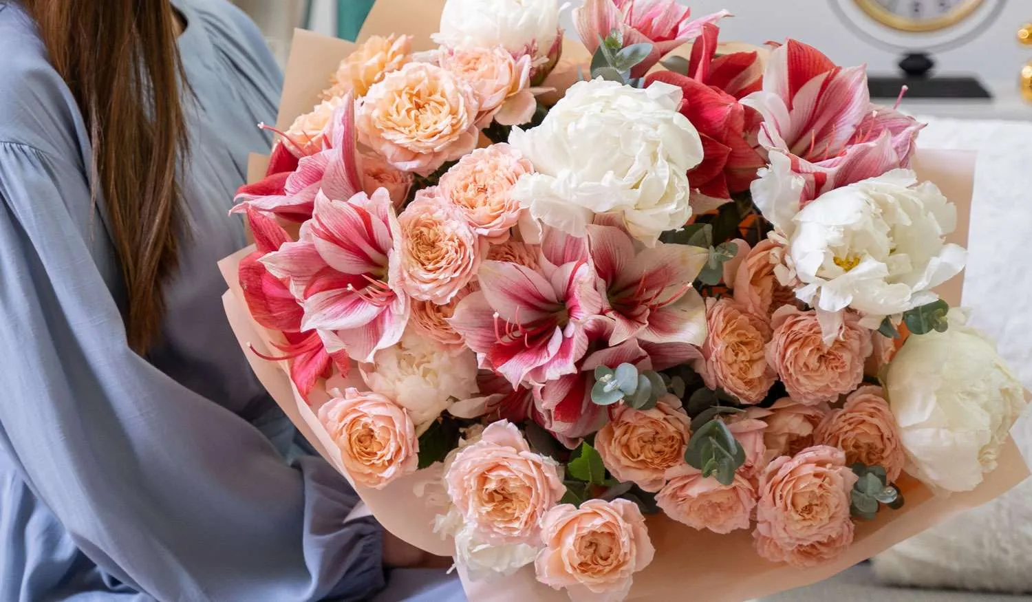 Birthday flower box, artifical roses - Happy birthday topper