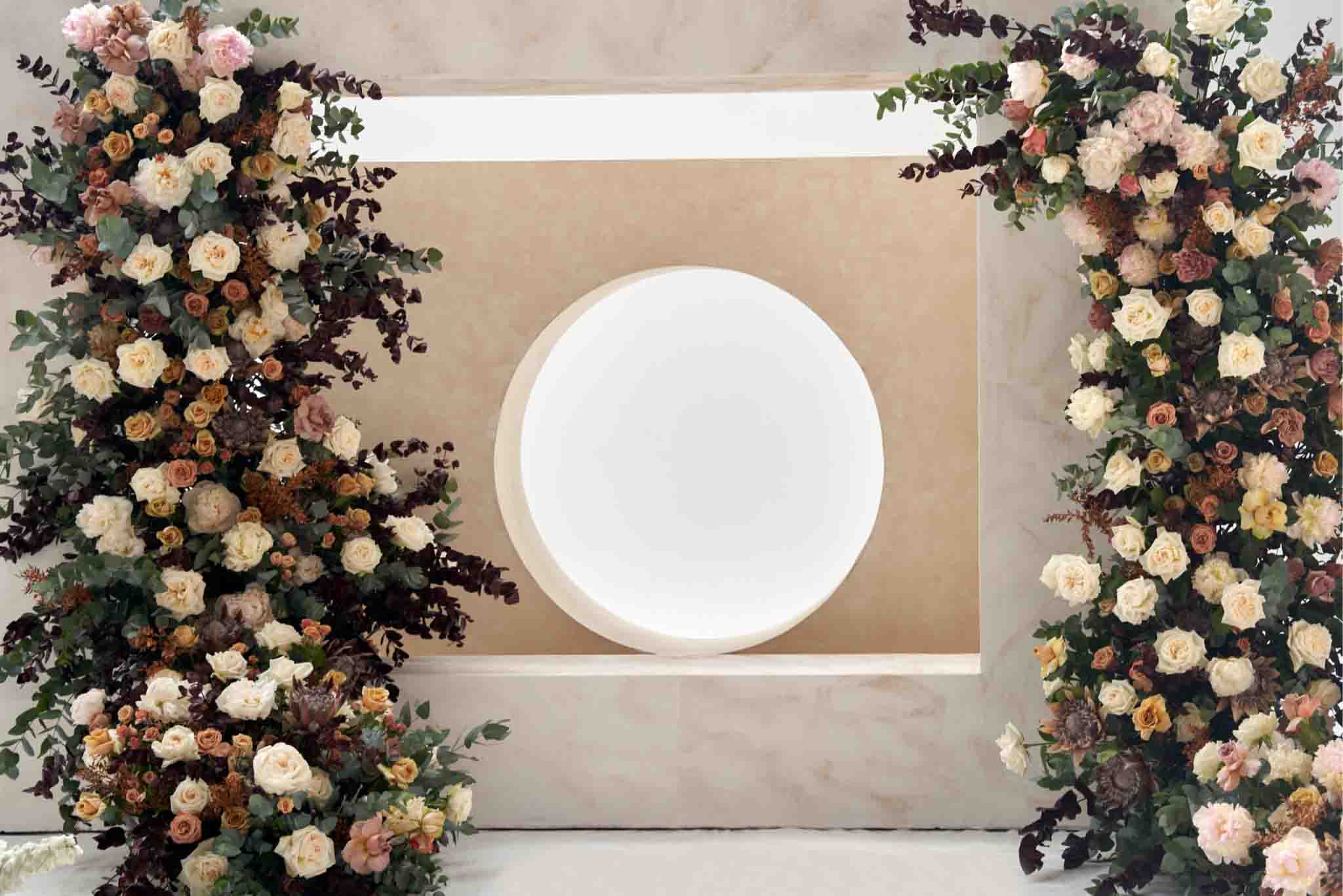 Wedding Floral Budget 2048x1366 1
