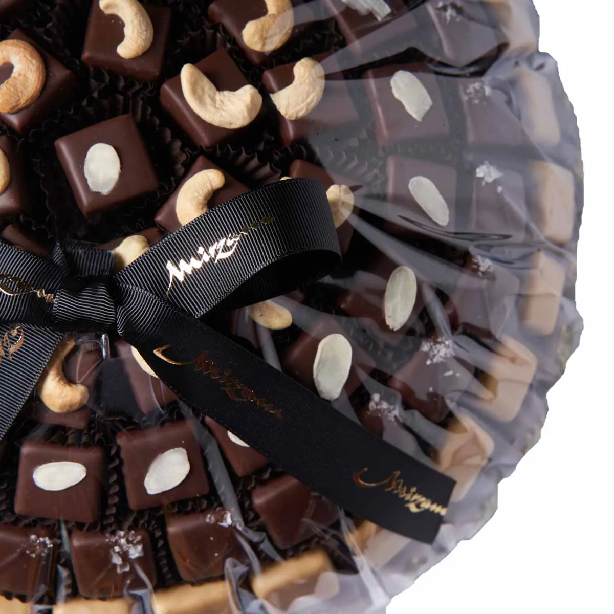 Truffle Caramels Tray the Favourites detailed 2 Truffle Caramels Tray the Favourites detailed 2