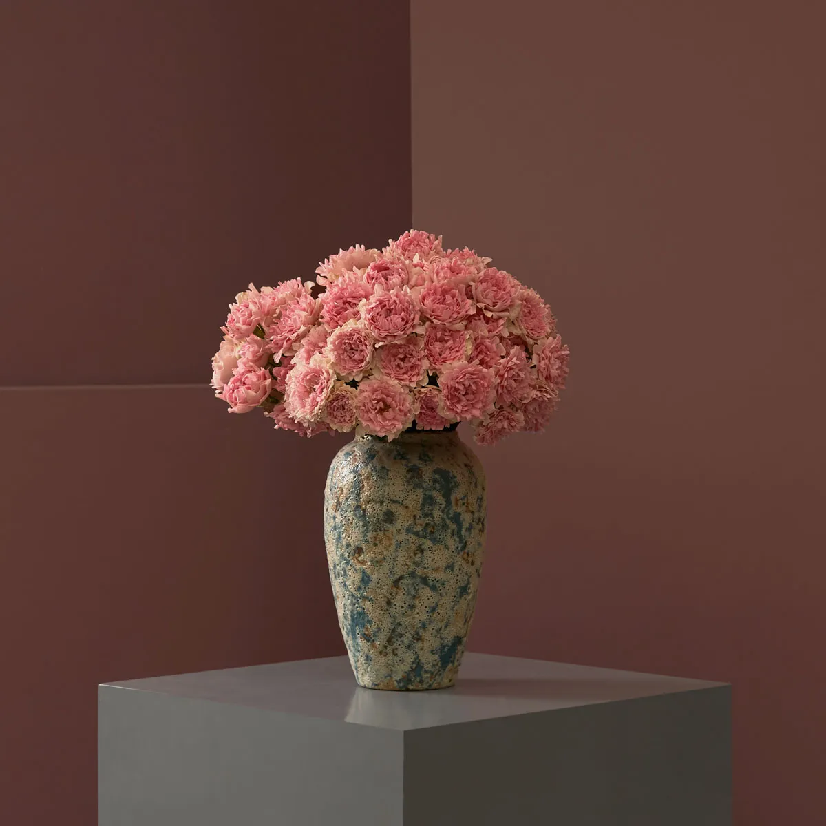 like a fairytale high vase like a fairytale high vase
