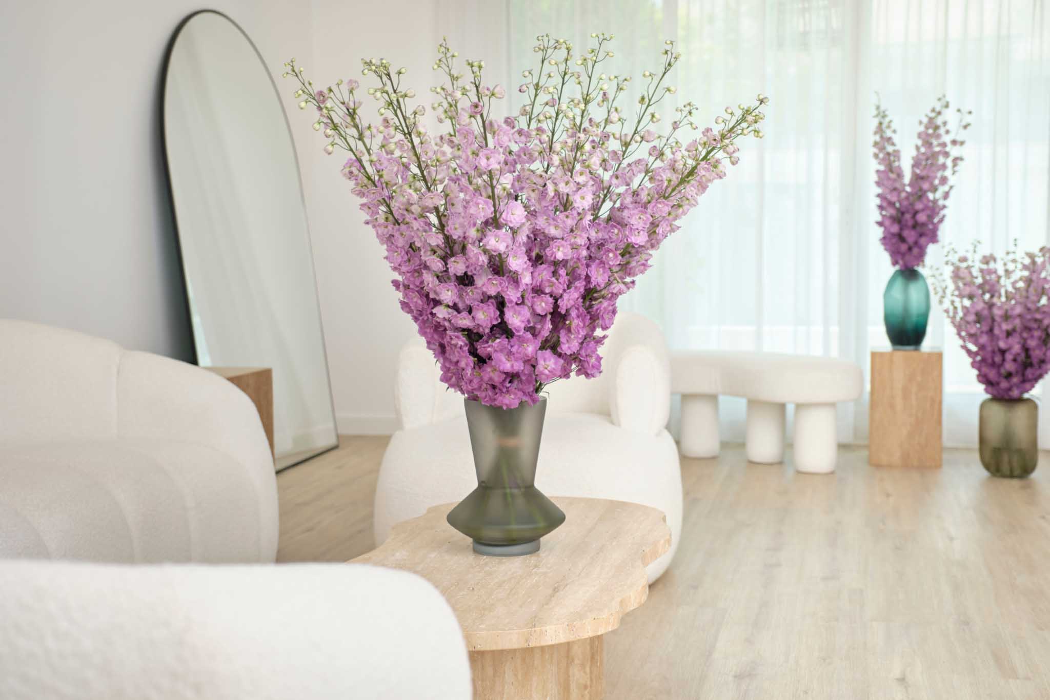 Flower Subscriptions 2048x1366 1
