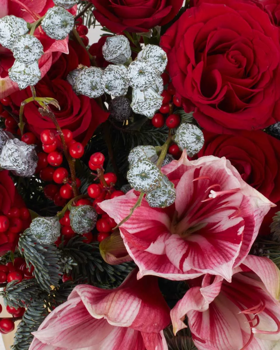Christmas LoveNEW PRODUCT9 VASE CLOSEUP DETAILSPEONY RED WITHOUT WRAPPING 12 Christmas LoveNEW PRODUCT9 VASE CLOSEUP DETAILSPEONY RED WITHOUT WRAPPING 12