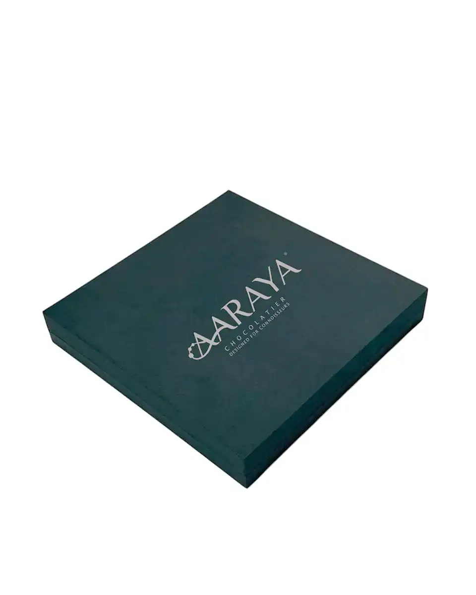 NOIR INDULGENCE BOX2