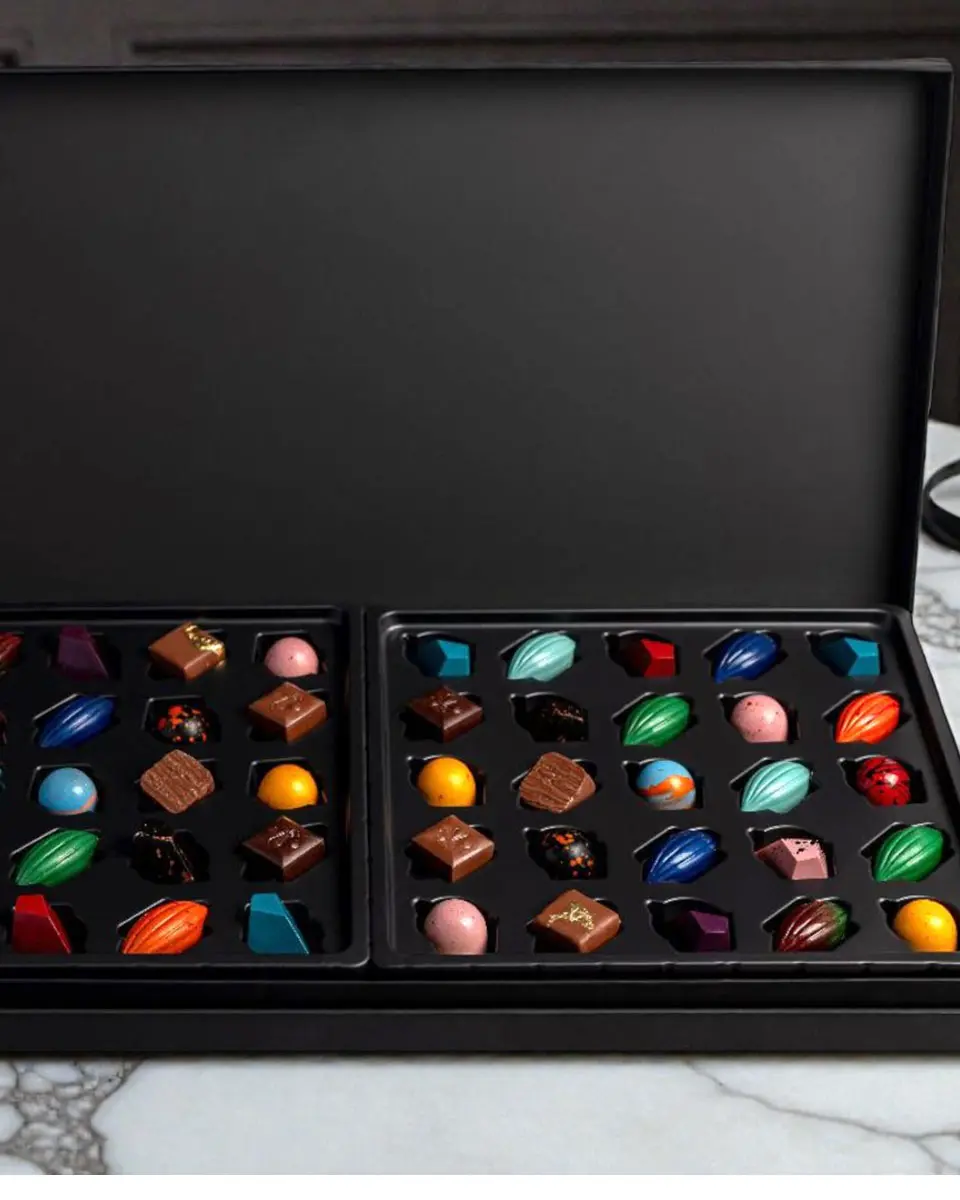 Opulence Aaraya Large Signature Box FPVE009 WBG