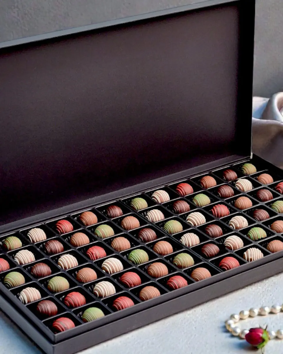 Opulence Truffle Collection Large BOx FPVE008 WBG