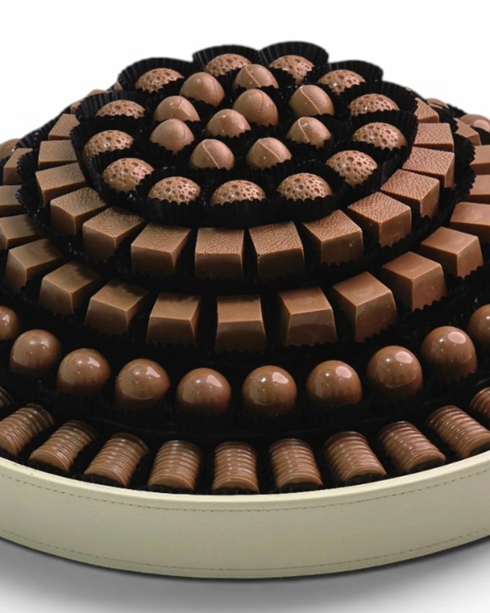 EID SOIREE LEATHER TRAY Details